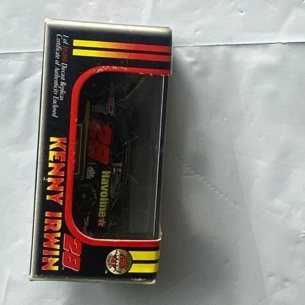 Hot Wheels 1999 Kenny Irwin 24‎ NASCAR Race Car 164 Scale Diecast